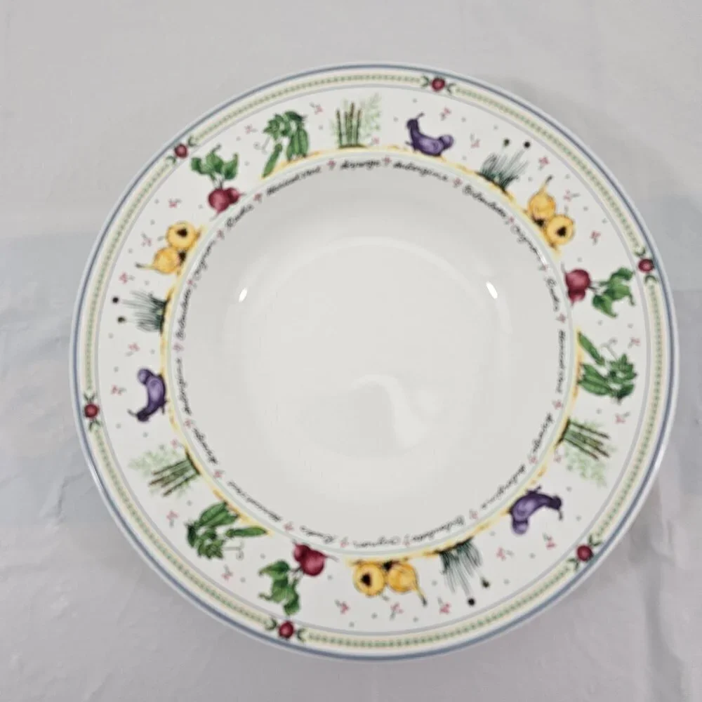 Mikasa Ultra Cream DX012 Garden Lane Vegetable Rim 9.25” Soup Salad Bowls - 4 PC